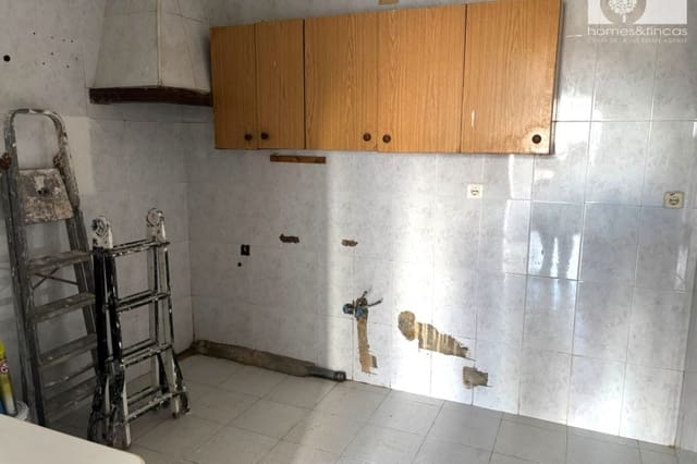Hus til salgs i Ayamonte - € 50 000 (Ref: 9902306)