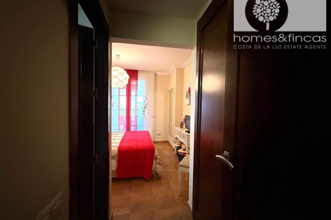 2 bedroom Apartment for sale in Ayamonte with garage - € 399,000 (Ref: 9921048)