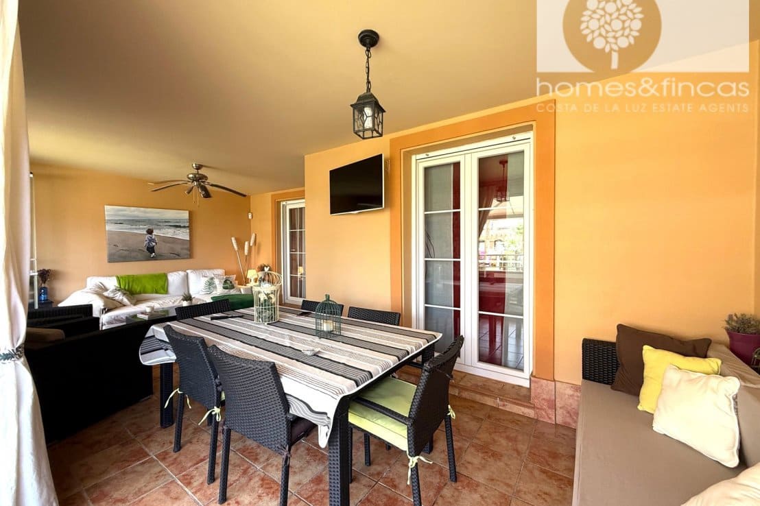 2 bedroom Apartment for sale in Ayamonte with garage - € 399,000 (Ref: 9921048)