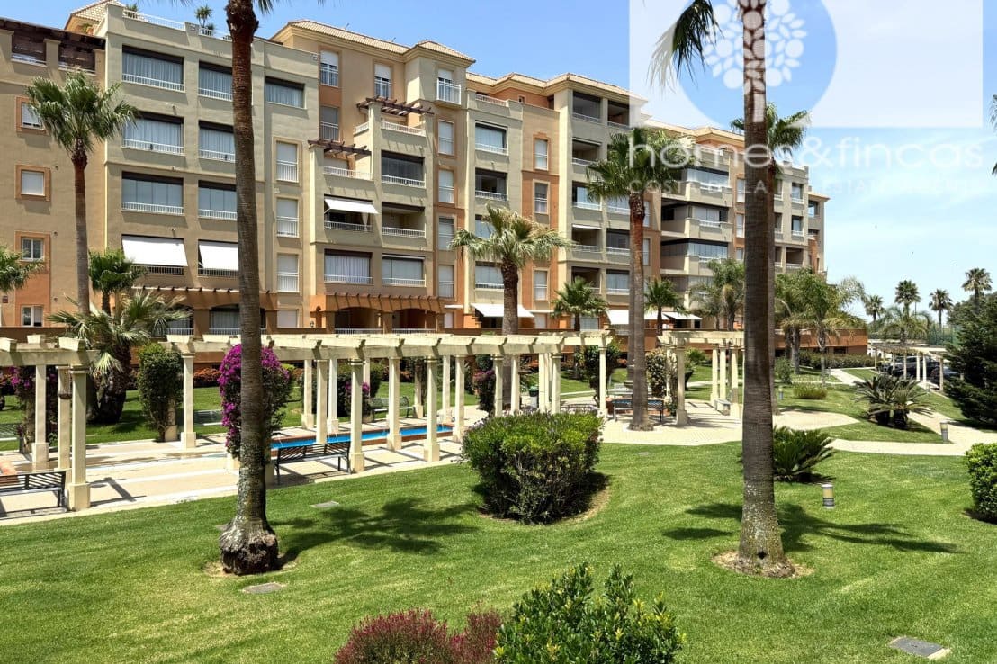 2 bedroom Apartment for sale in Ayamonte with garage - € 399,000 (Ref: 9921048)