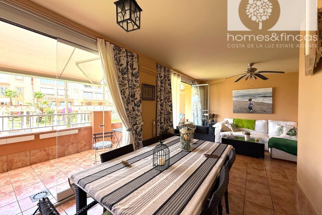 2 bedroom Apartment for sale in Ayamonte with garage - € 399,000 (Ref: 9921048)