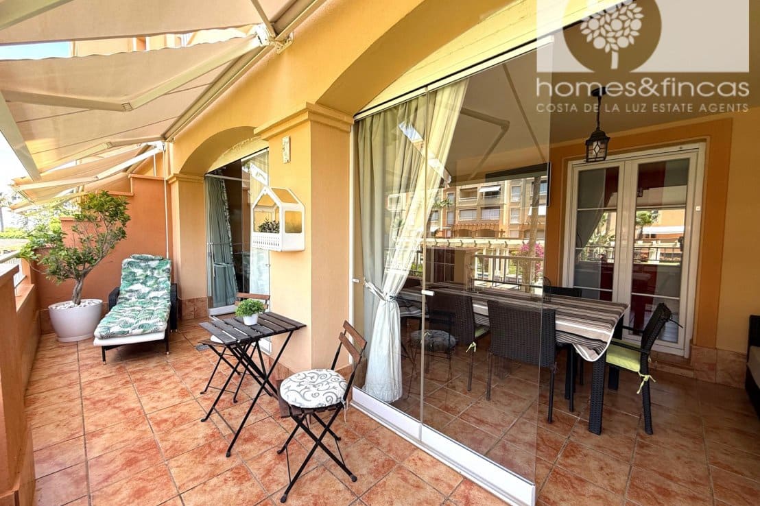 2 bedroom Apartment for sale in Ayamonte with garage - € 399,000 (Ref: 9921048)