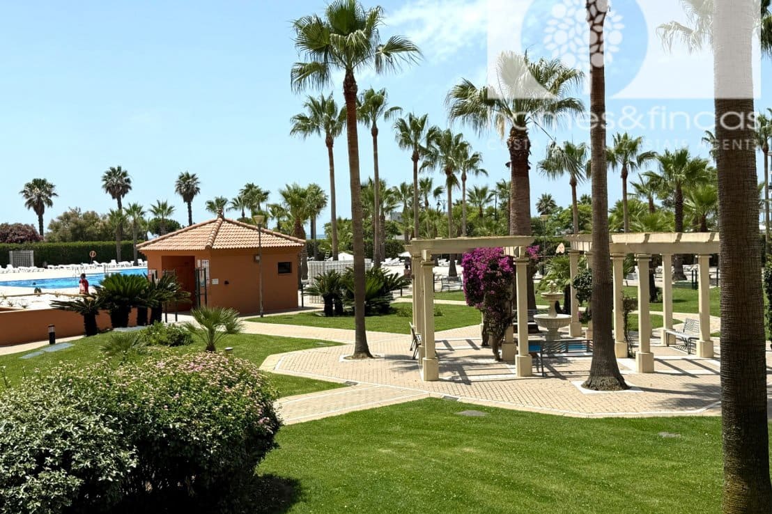 2 bedroom Apartment for sale in Ayamonte with garage - € 399,000 (Ref: 9921048)