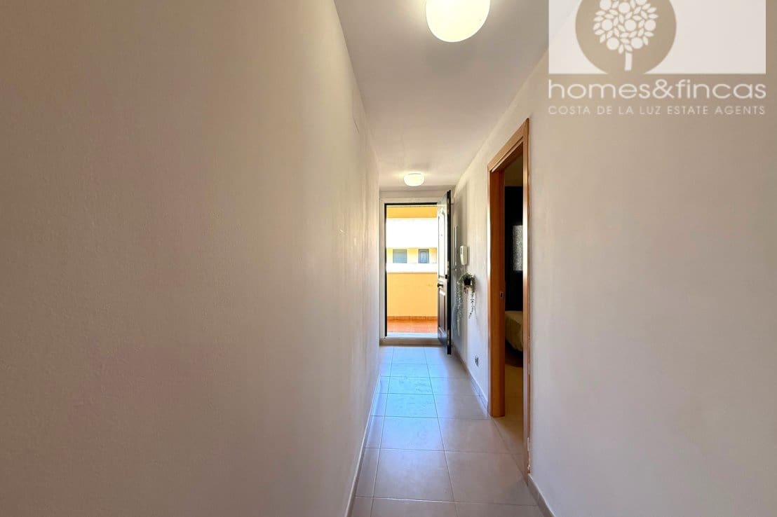 2 bedroom Apartment for sale in Ayamonte with pool garage - € 290,000 (Ref: 9928032)
