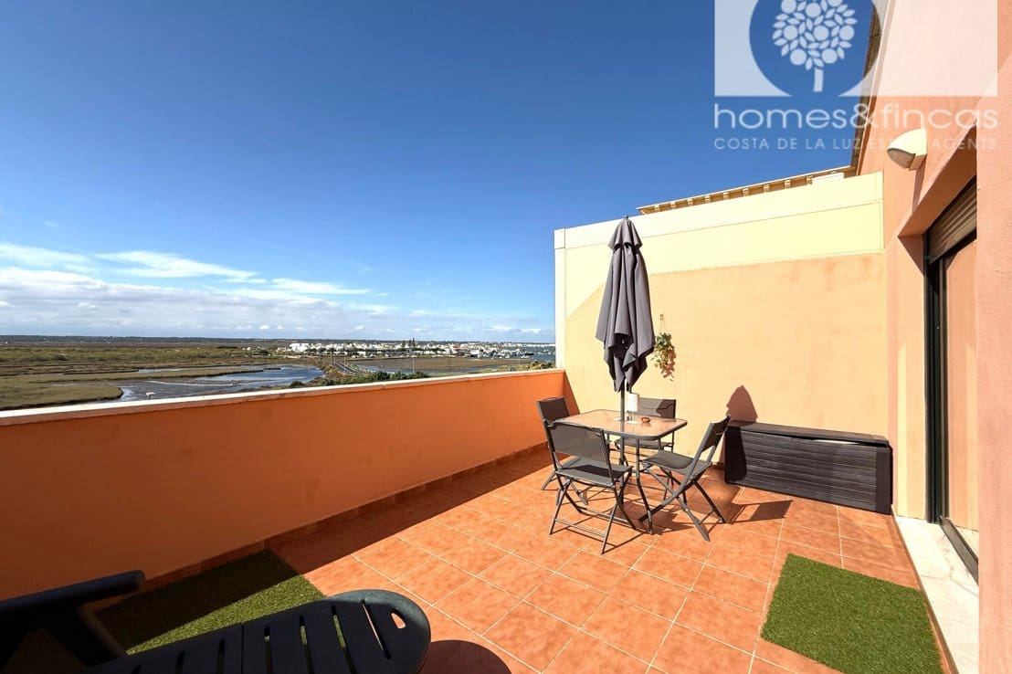 2 bedroom Apartment for sale in Ayamonte with pool garage - € 290,000 (Ref: 9928032)