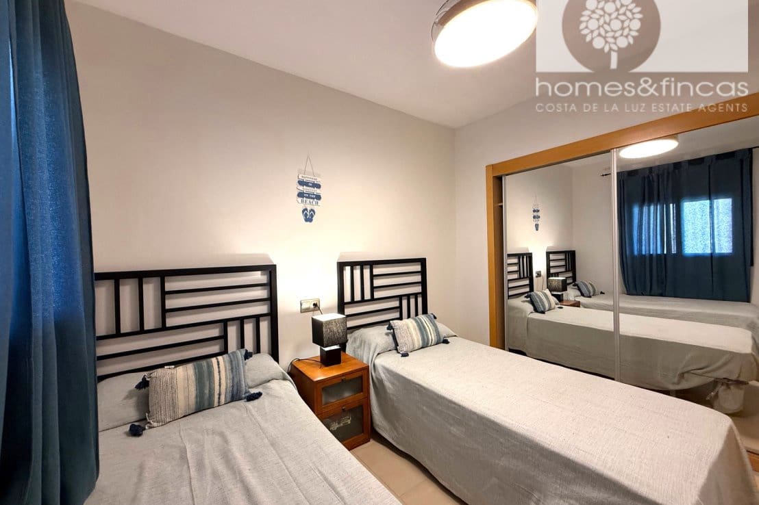 2 bedroom Apartment for sale in Ayamonte with pool garage - € 290,000 (Ref: 9928032)