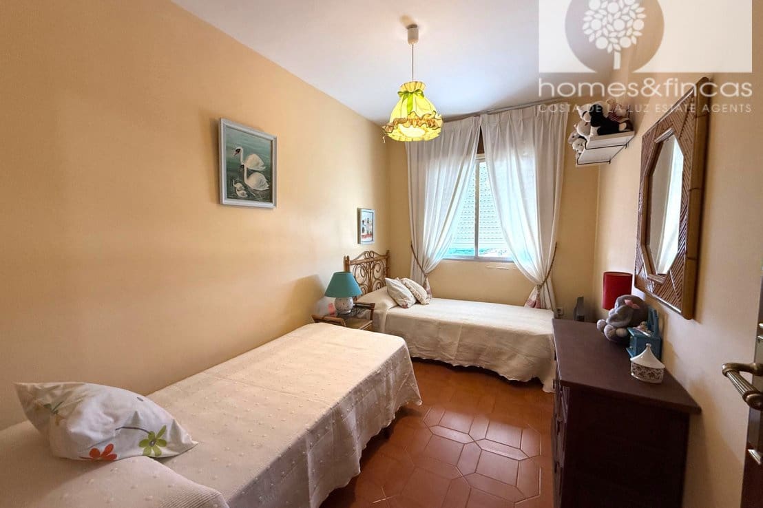 4 bedroom Apartment for sale in Ayamonte - € 180,000 (Ref: 9958516)
