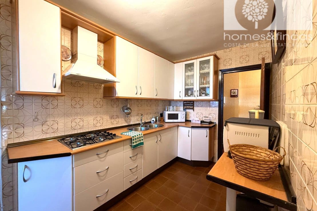 4 bedroom Apartment for sale in Ayamonte - € 180,000 (Ref: 9958516)
