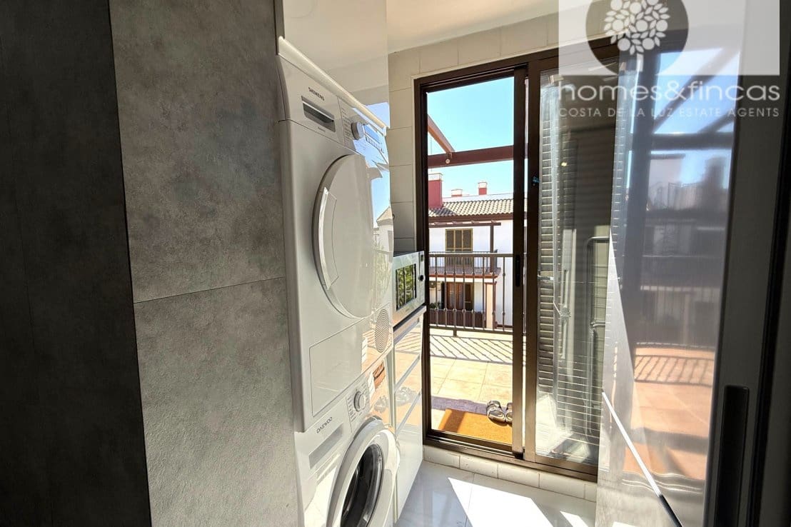 2 soverom Leilighet til salgs i Ayamonte med svømmebasseng garasje - € 249 999 (Ref: 9963550)