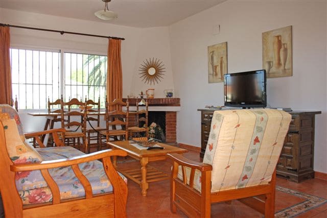Chalet de 3 habitaciones en Pueblo, Calpe / Calp en venta con piscina garaje - 478.000 € (Ref: 10086510)