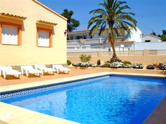 Chalet de 3 habitaciones en Calpe / Calp en venta con piscina garaje - 478.000 € (Ref: 10086510)