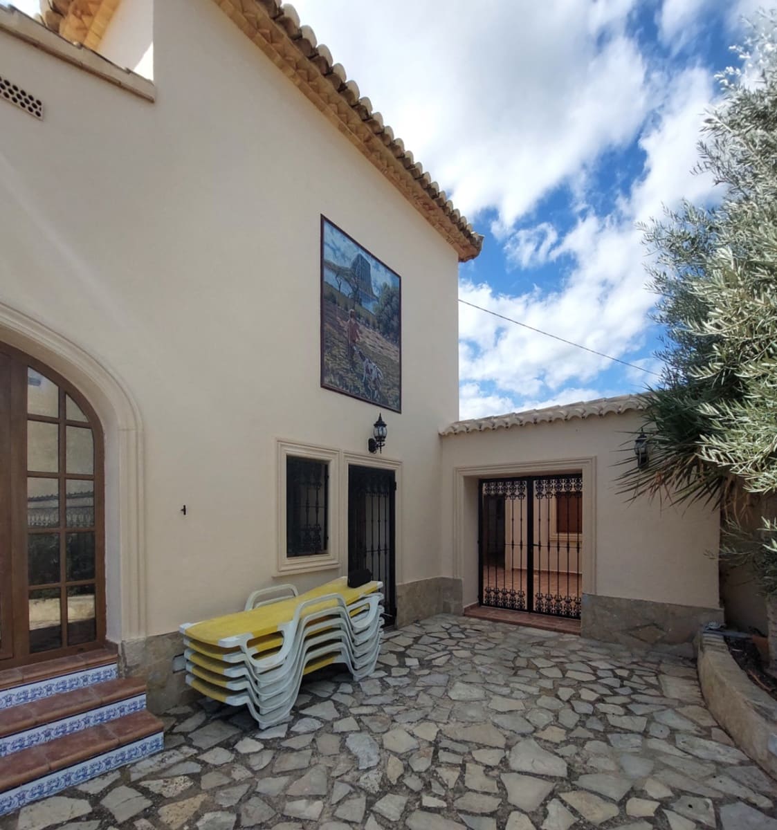 8 slaapkamer Villa te koop in Calpe / Calp met zwembad garage - € 800.000 (Ref: 10165657)