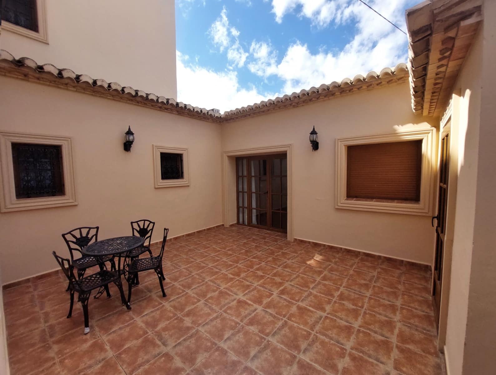 8 slaapkamer Villa te koop in Calpe / Calp met zwembad garage - € 800.000 (Ref: 10165657)