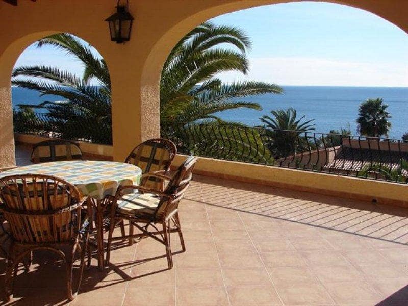 3 sovrum Villa till salu i Calpe / Calp med pool garage - 1 200 000 € (Ref: 5233079)