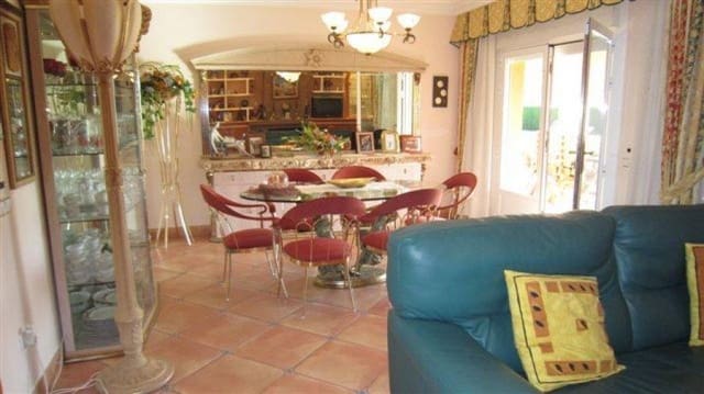 6 sypialnia Willa na sprzedaż w Benissa z basenem garażem - 1 390 000 € (Ref: 5233089)