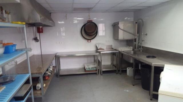 Restaurant/Bar til salgs i Calpe / Calp med svømmebasseng - € 500 000 (Ref: 5233226)