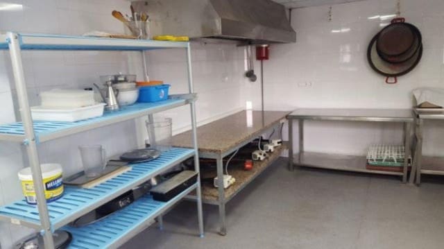 Restaurant/Bar til salgs i Calpe / Calp med svømmebasseng - € 500 000 (Ref: 5233226)