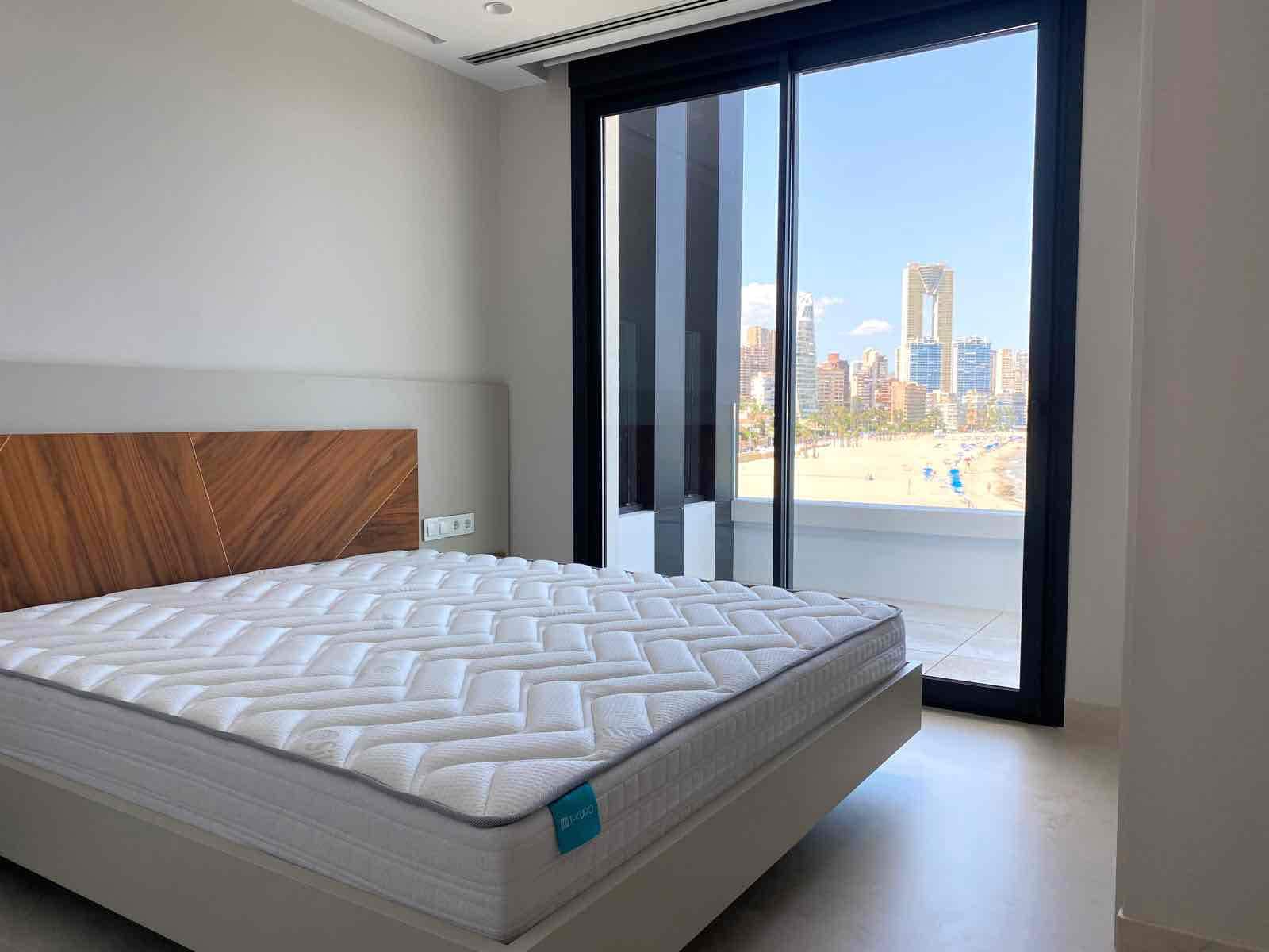 4 sypialnia Penthouse na sprzedaż w Benidorm z basenem garażem - 1 650 000 € (Ref: 5233315)