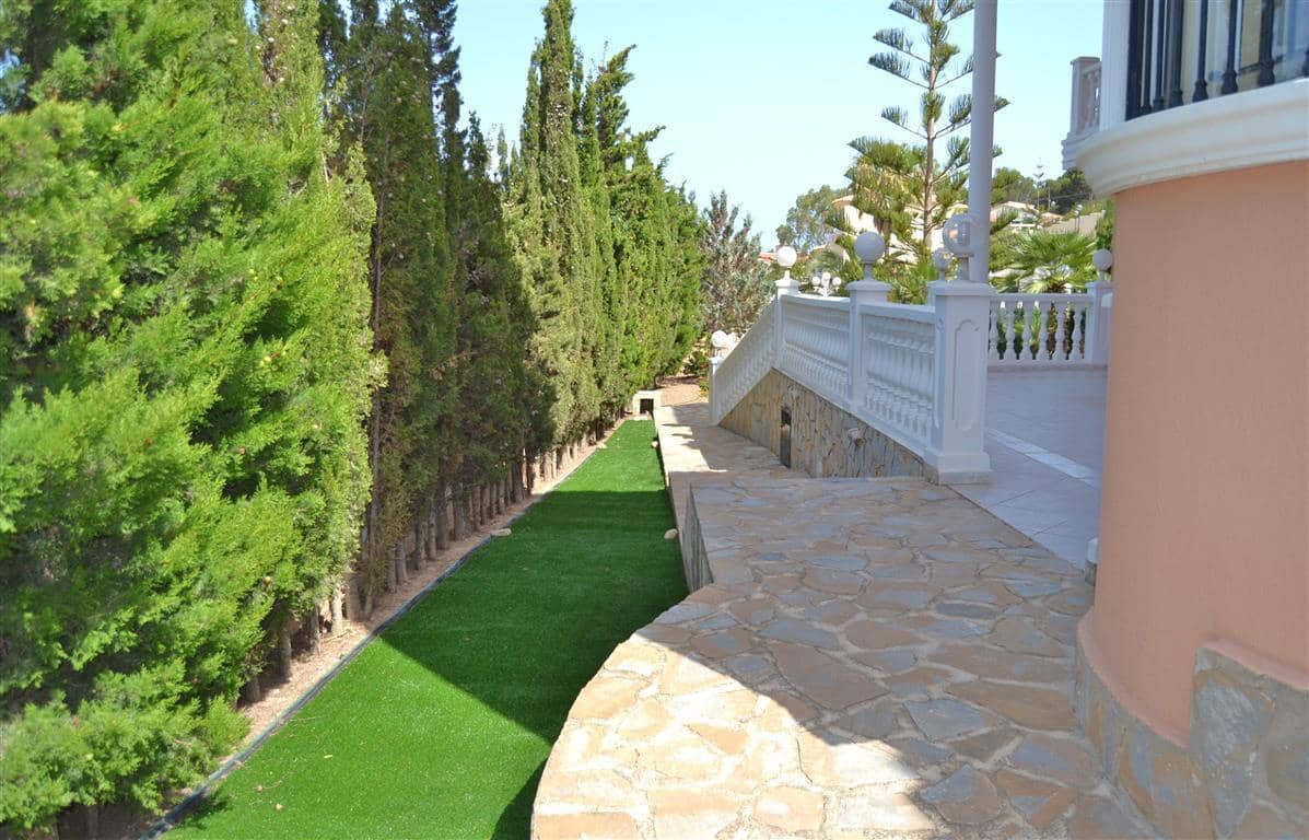 Chalet de 5 habitaciones en Calpe / Calp en venta con piscina garaje - 895.000 € (Ref: 5233378)