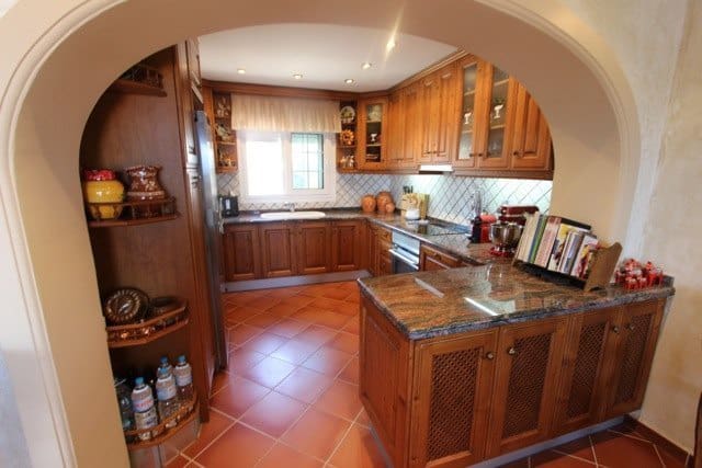 4 Zimmer Villa zu verkaufen in Moraira, Teulada-Moraira mit Pool Garage - 1.590.000 € (Ref: 5233562)