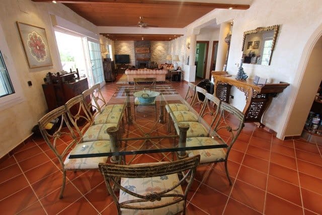 4 Zimmer Villa zu verkaufen in Moraira mit Pool Garage - 1.590.000 € (Ref: 5233562)