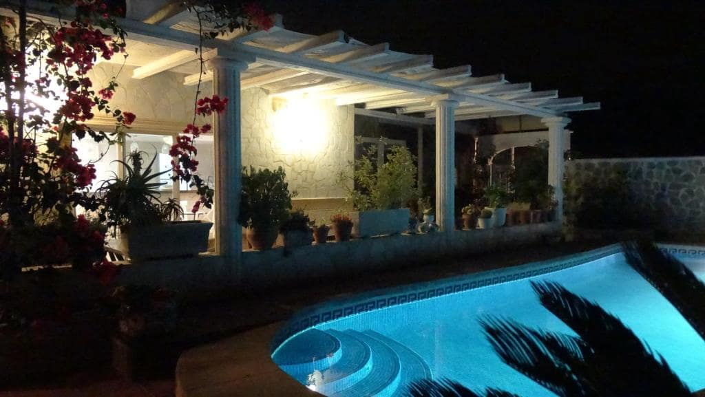Guesthouse/B & B til salg i Calpe / Calp med swimmingpool garage - € 1.050.000 (Ref: 5233660)