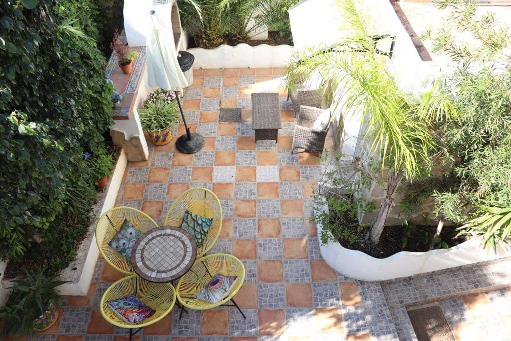 Guesthouse/B & B til salg i Calpe / Calp med swimmingpool garage - € 1.050.000 (Ref: 5233660)