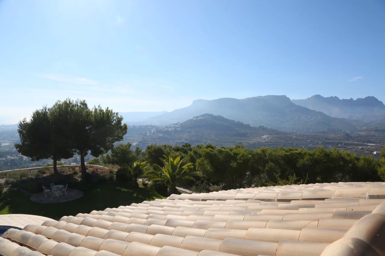4 bedroom Villa for sale in Calpe / Calp with pool garage - € 3,000,000 (Ref: 6461531)