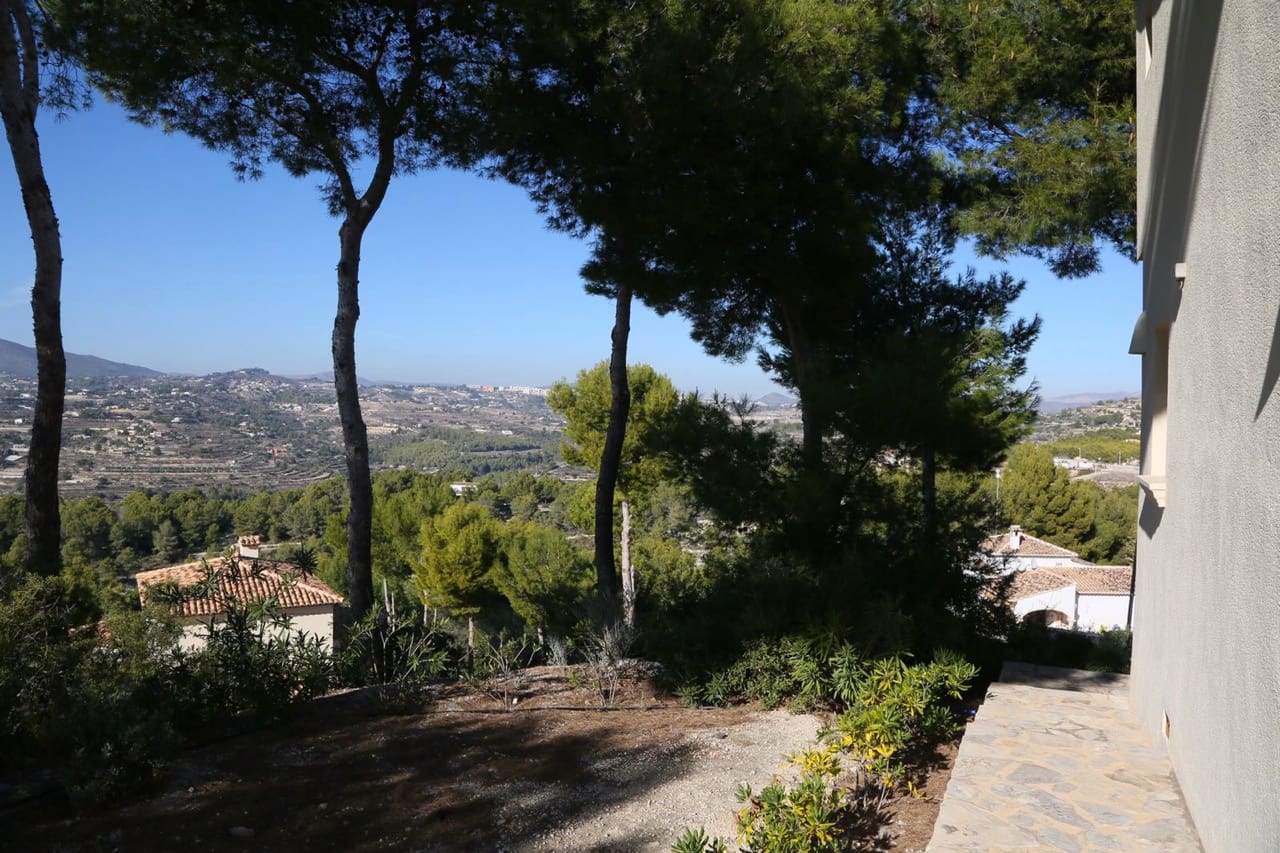 4 bedroom Villa for sale in Calpe / Calp with pool garage - € 3,000,000 (Ref: 6461531)