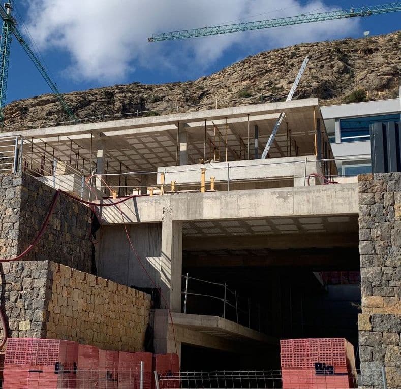 8 bedroom Villa for sale in Finestrat with pool garage - € 3,950,000 (Ref: 6503733)