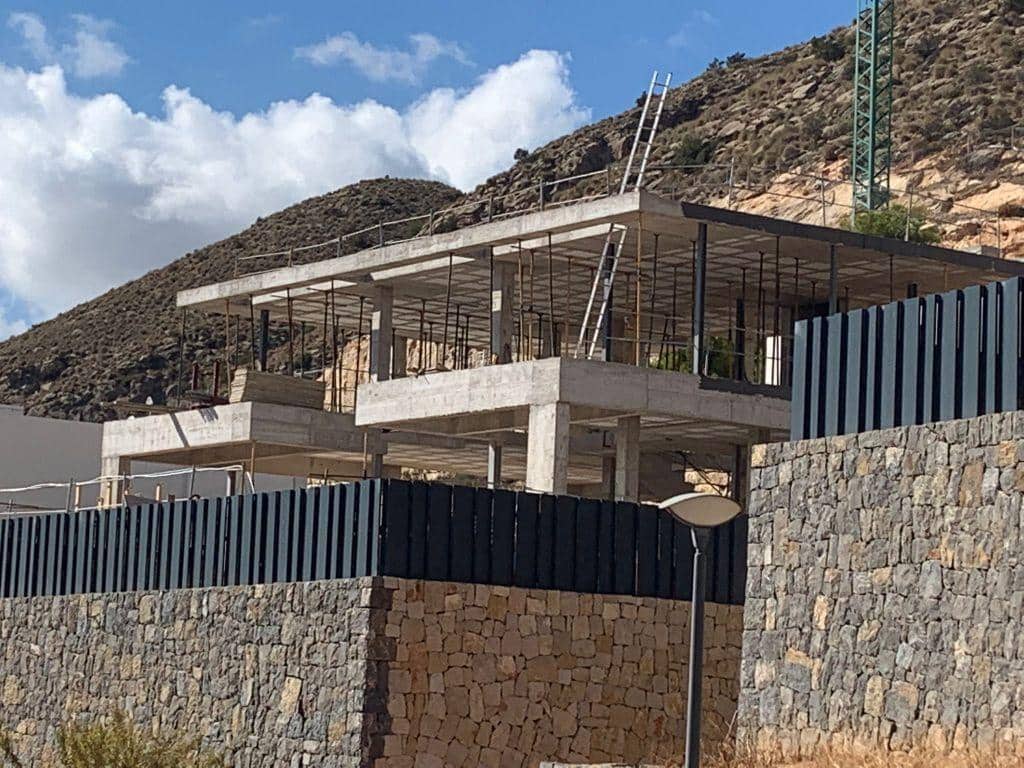 8 bedroom Villa for sale in Finestrat with pool garage - € 3,950,000 (Ref: 6503733)