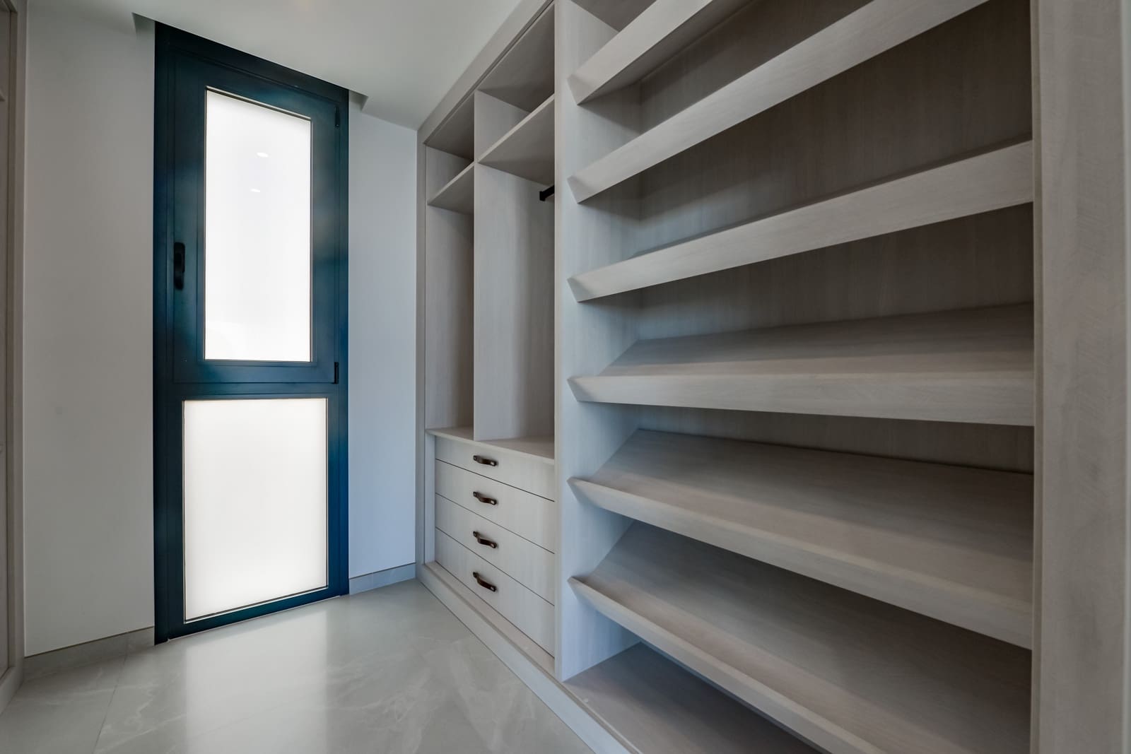 8 makuuhuone Huvila myytävänä paikassa Finestrat mukana uima-altaan 
autotalli - 4 450 000 € (Ref: 6503733)