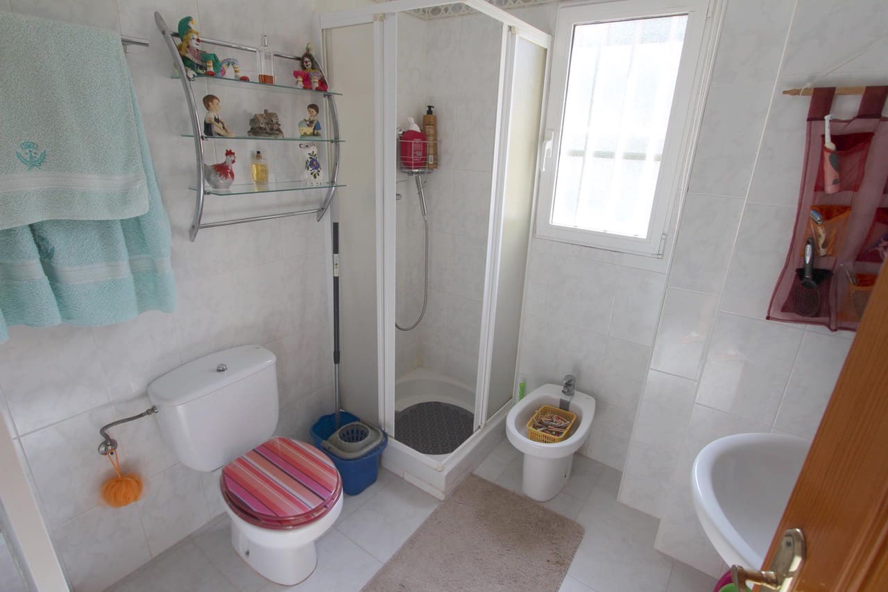 5 bedroom Villa for sale in Calpe / Calp with pool garage - € 745,000 (Ref: 7748921)