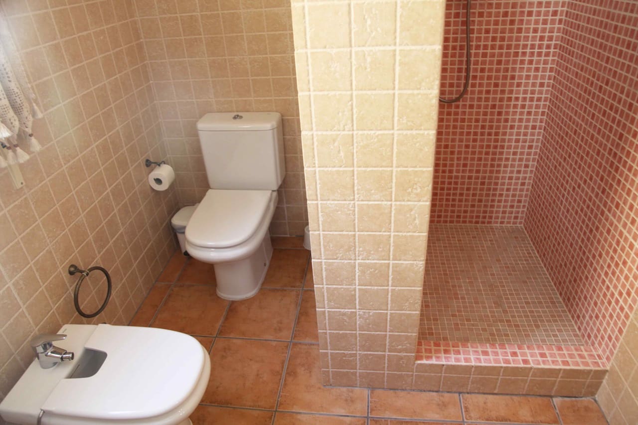 5 sypialnia Willa na sprzedaż w Calpe / Calp z basenem garażem - 650 000 € (Ref: 8198125)