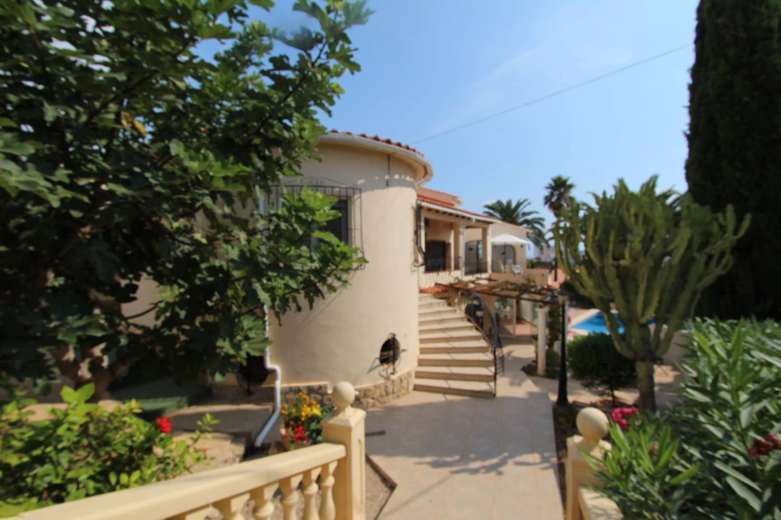 Chalet de 5 habitaciones en Calpe / Calp en venta con piscina garaje - 825.000 € (Ref: 8221257)