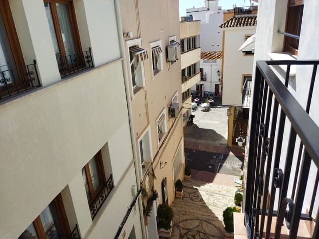 Hotel de 8 habitaciones en Pueblo, Calpe / Calp en venta - 950.000 € (Ref: 8288489)