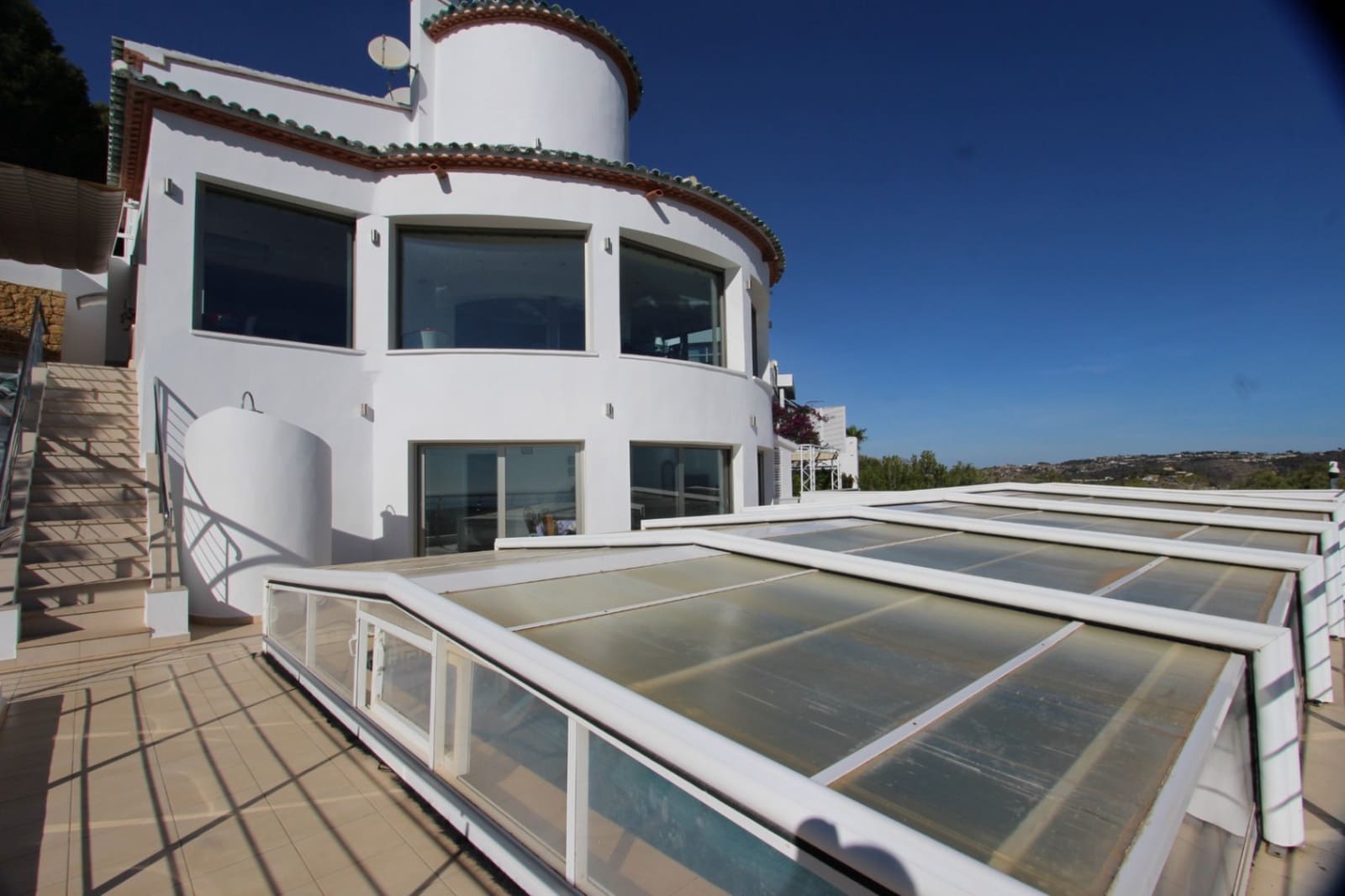 8 quarto Moradia para venda em Calpe / Calp com piscina garagem - 1 450 000 € (Ref: 8661616)