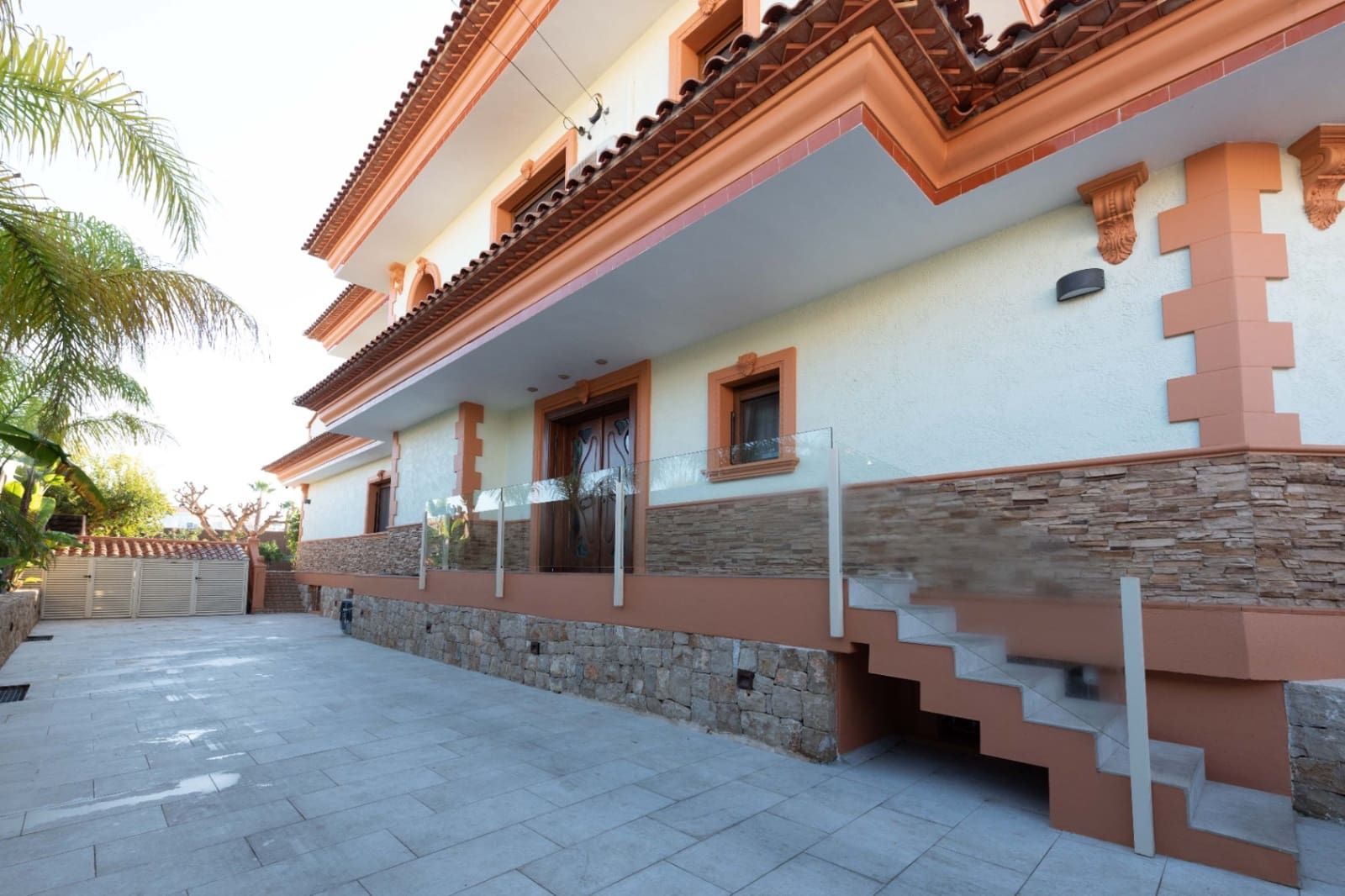 Chalet de 4 habitaciones en Calpe / Calp en venta con piscina garaje - 2.520.000 € (Ref: 8681057)