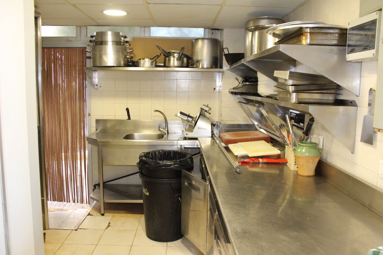 Restaurant/Bar til salgs i Calpe / Calp med svømmebasseng garasje - € 1 100 000 (Ref: 8766135)