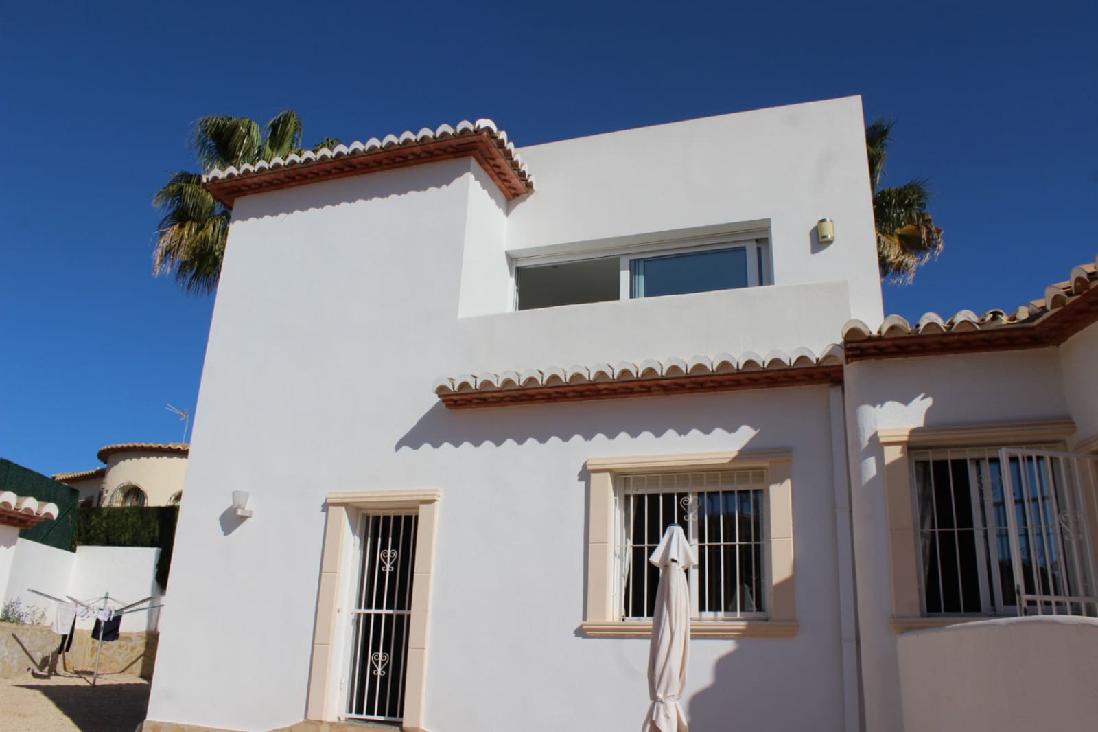 5 bedroom Villa for sale in Calpe / Calp with pool garage - € 750,000 (Ref: 8815027)