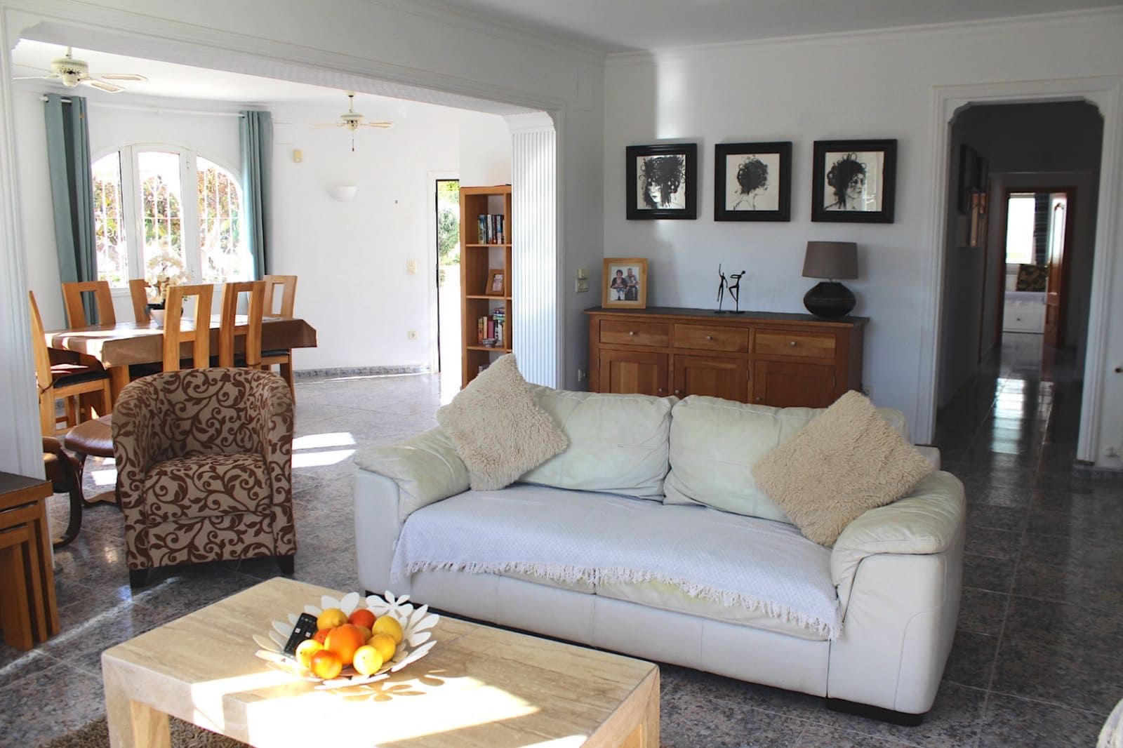 5 bedroom Villa for sale in Calpe / Calp with pool garage - € 750,000 (Ref: 8815027)