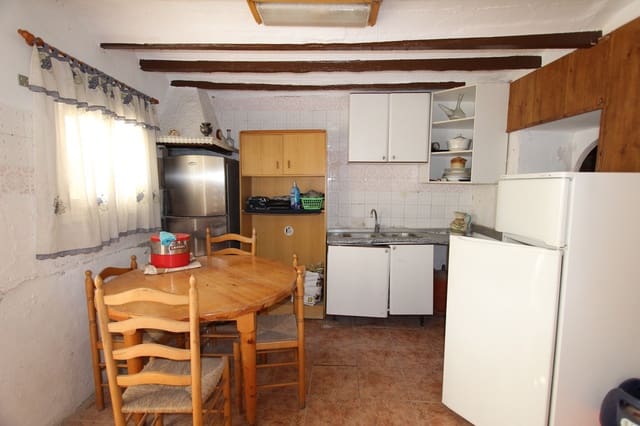 4 slaapkamer Huis te koop in Calpe / Calp - € 350.000 (Ref: 8894000)