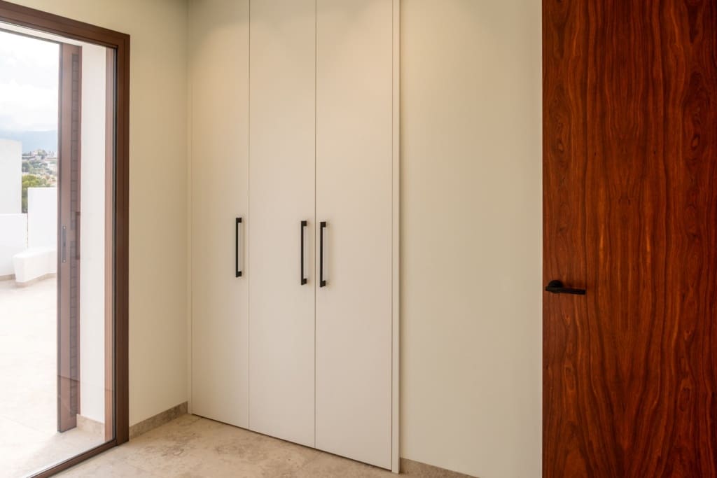 4 sypialnia Willa na sprzedaż w Calpe / Calp z basenem garażem - 1 370 000 € (Ref: 8904832)