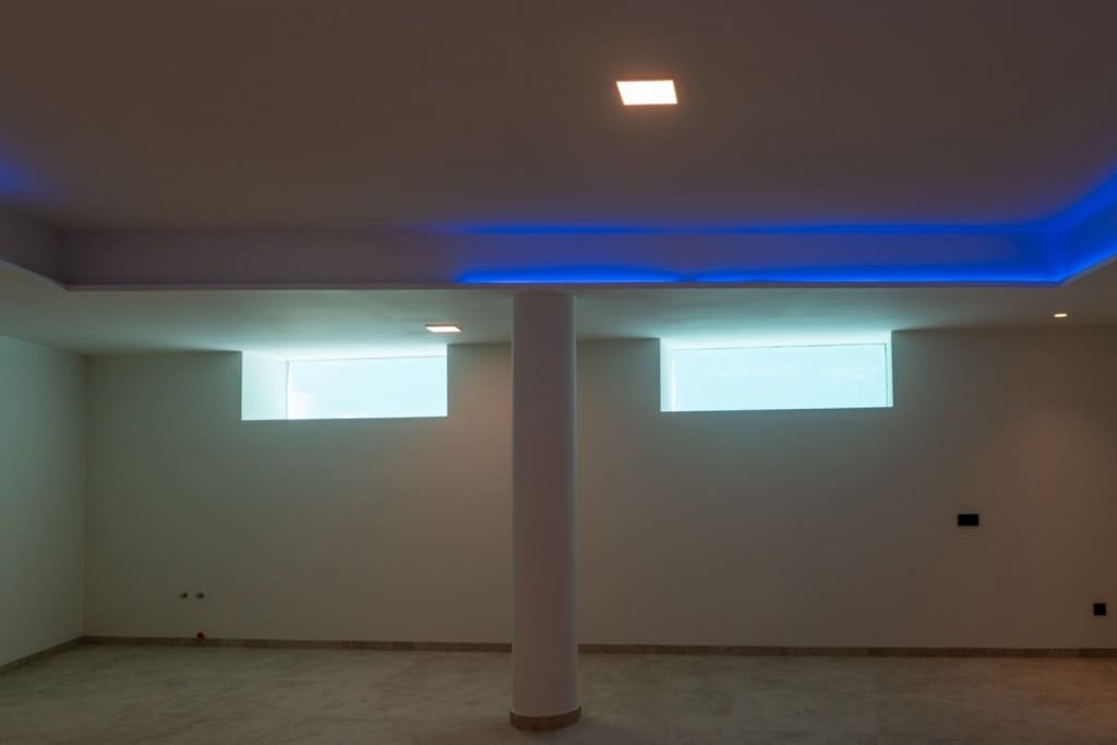 4 sypialnia Willa na sprzedaż w Calpe / Calp z basenem garażem - 1 370 000 € (Ref: 8904832)