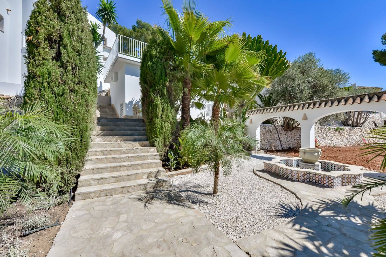 5 slaapkamer Villa te koop in Altea met zwembad garage - € 1.495.000 (Ref: 8933442)