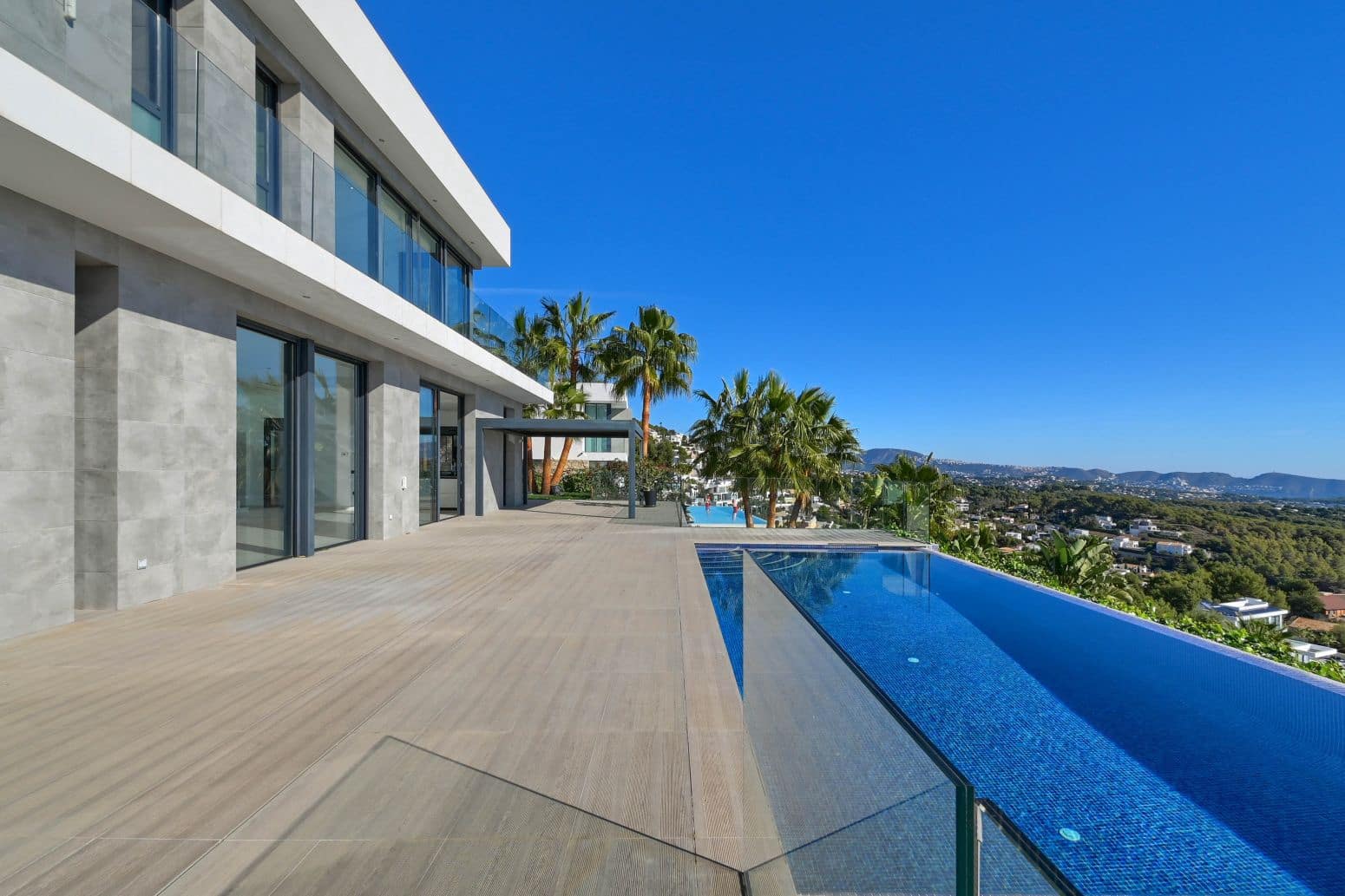 6 bedroom Villa for sale in Benissa with pool garage - € 4,750,000 (Ref: 8956435)