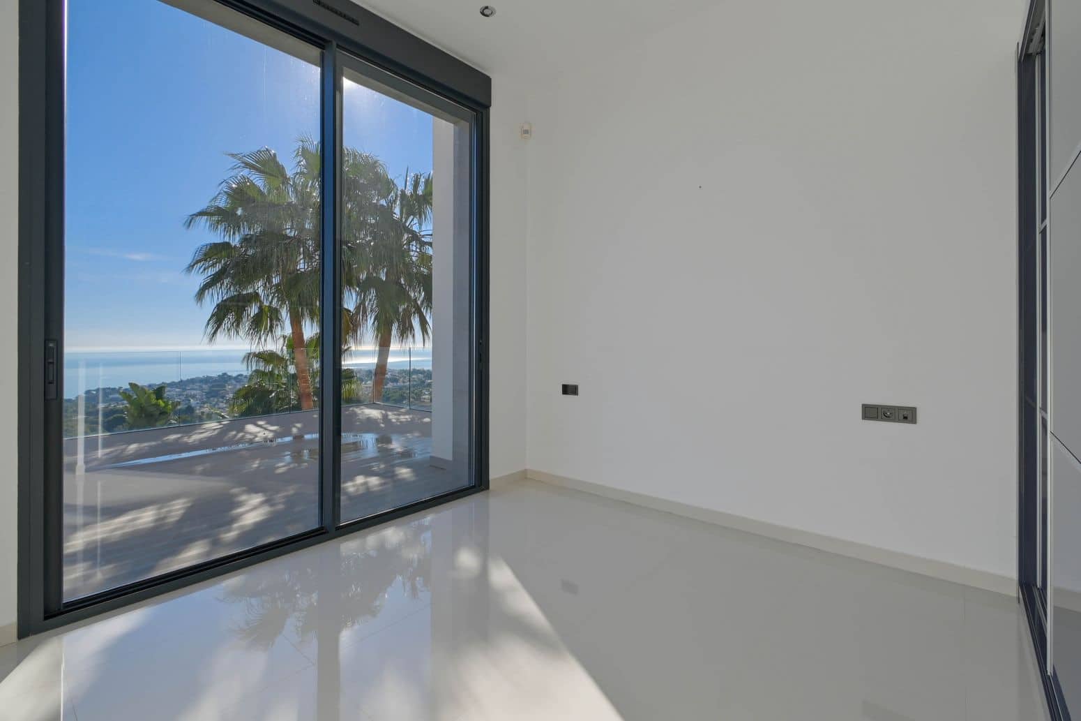 6 bedroom Villa for sale in Benissa with pool garage - € 4,750,000 (Ref: 8956435)