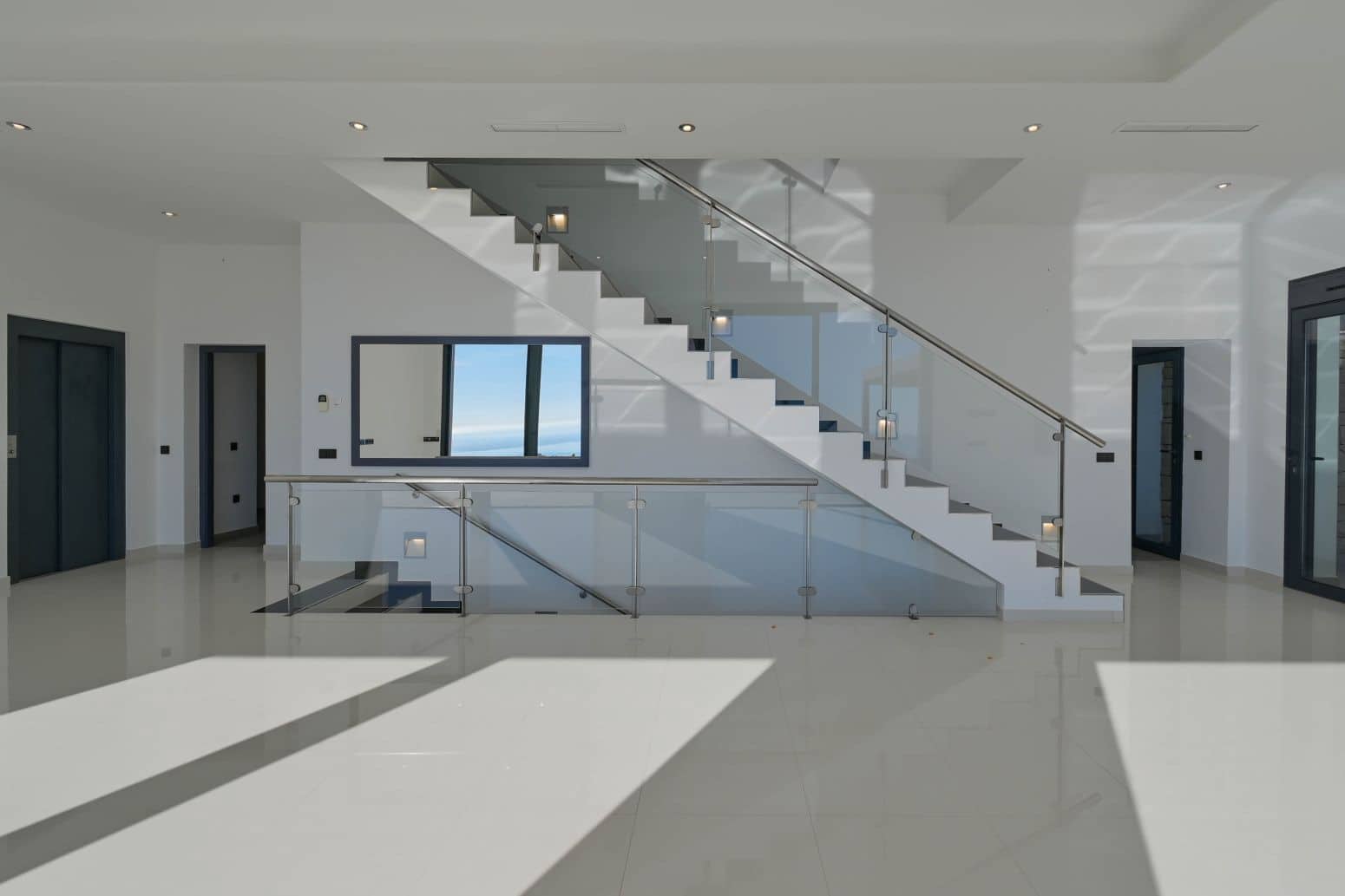 6 bedroom Villa for sale in Benissa with pool garage - € 4,750,000 (Ref: 8956435)