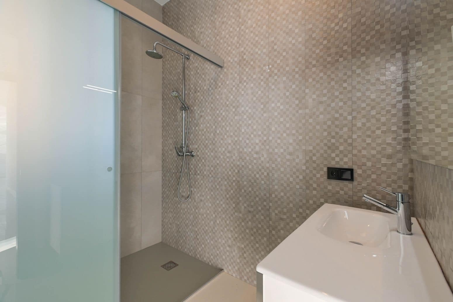 6 bedroom Villa for sale in Benissa with pool garage - € 4,750,000 (Ref: 8956435)