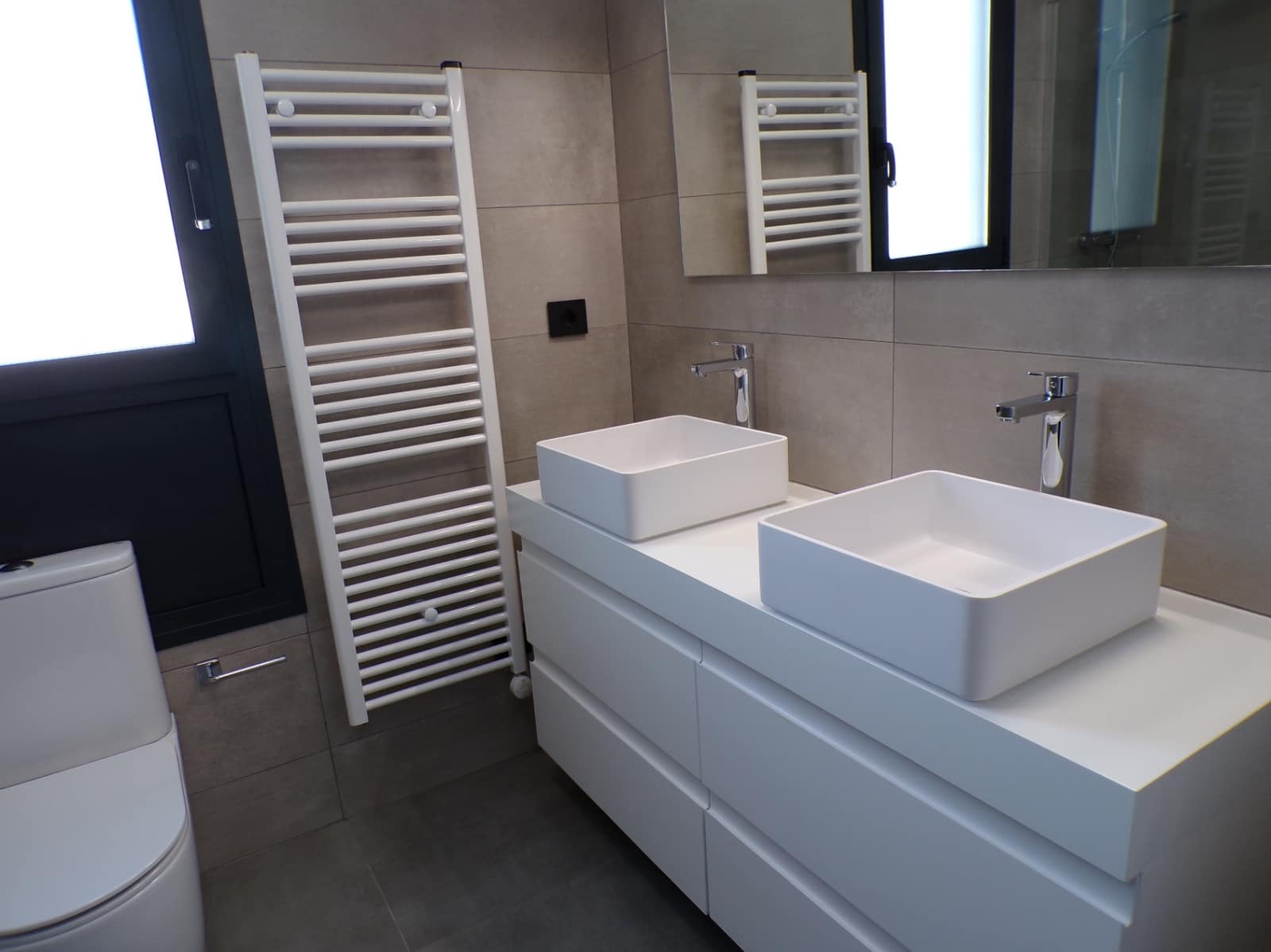 Apartamento de 2 habitaciones en Calpe / Calp en venta con piscina garaje - 425.000 € (Ref: 9405876)